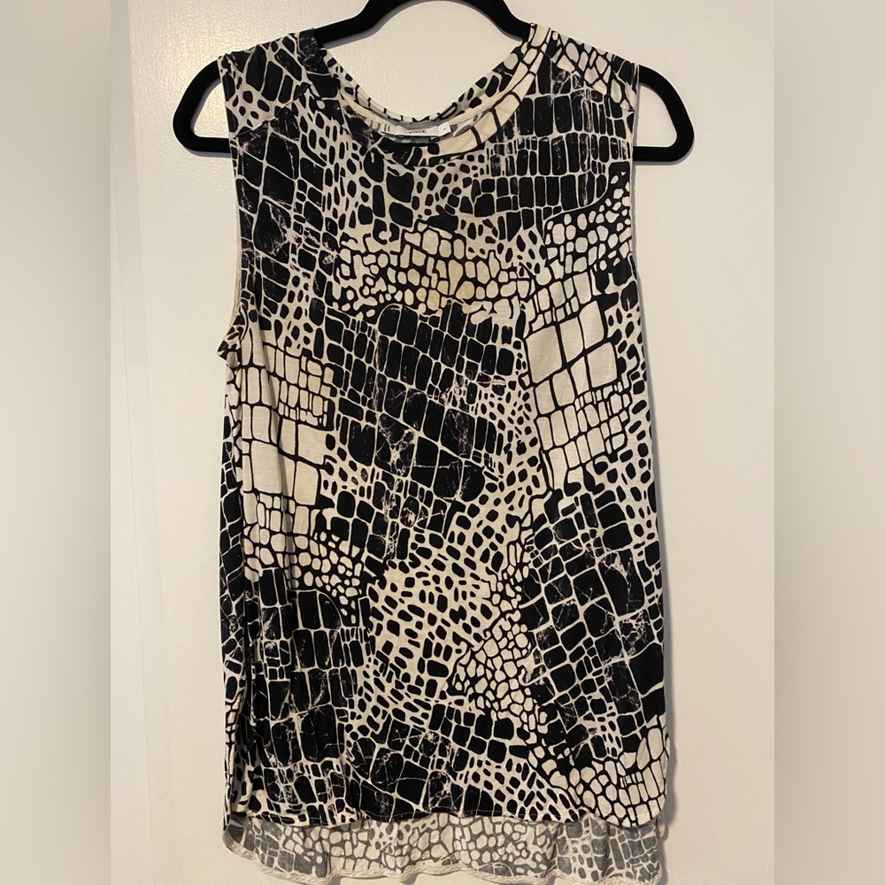 Vince animal print lightweight tunic top size L